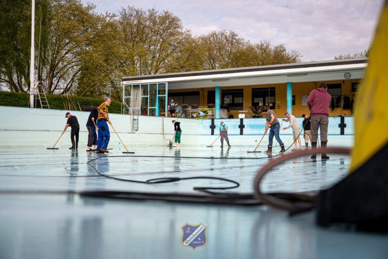 Wir machen die Vereinsanlage bereit für die Freibadsaison